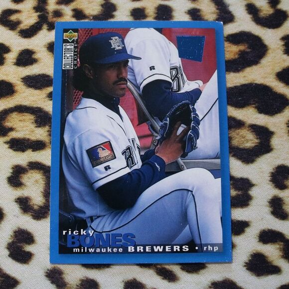 Ricky Bones #68 Baseball Card - Picture 1 of 2